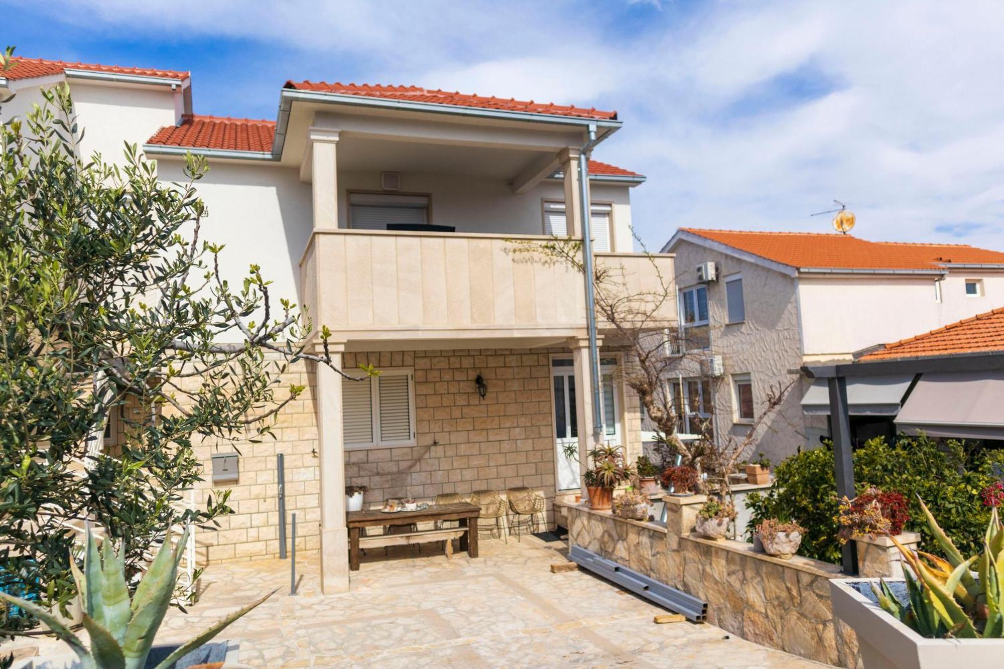 Apartments Ivanka Supetar Bagian luar foto
