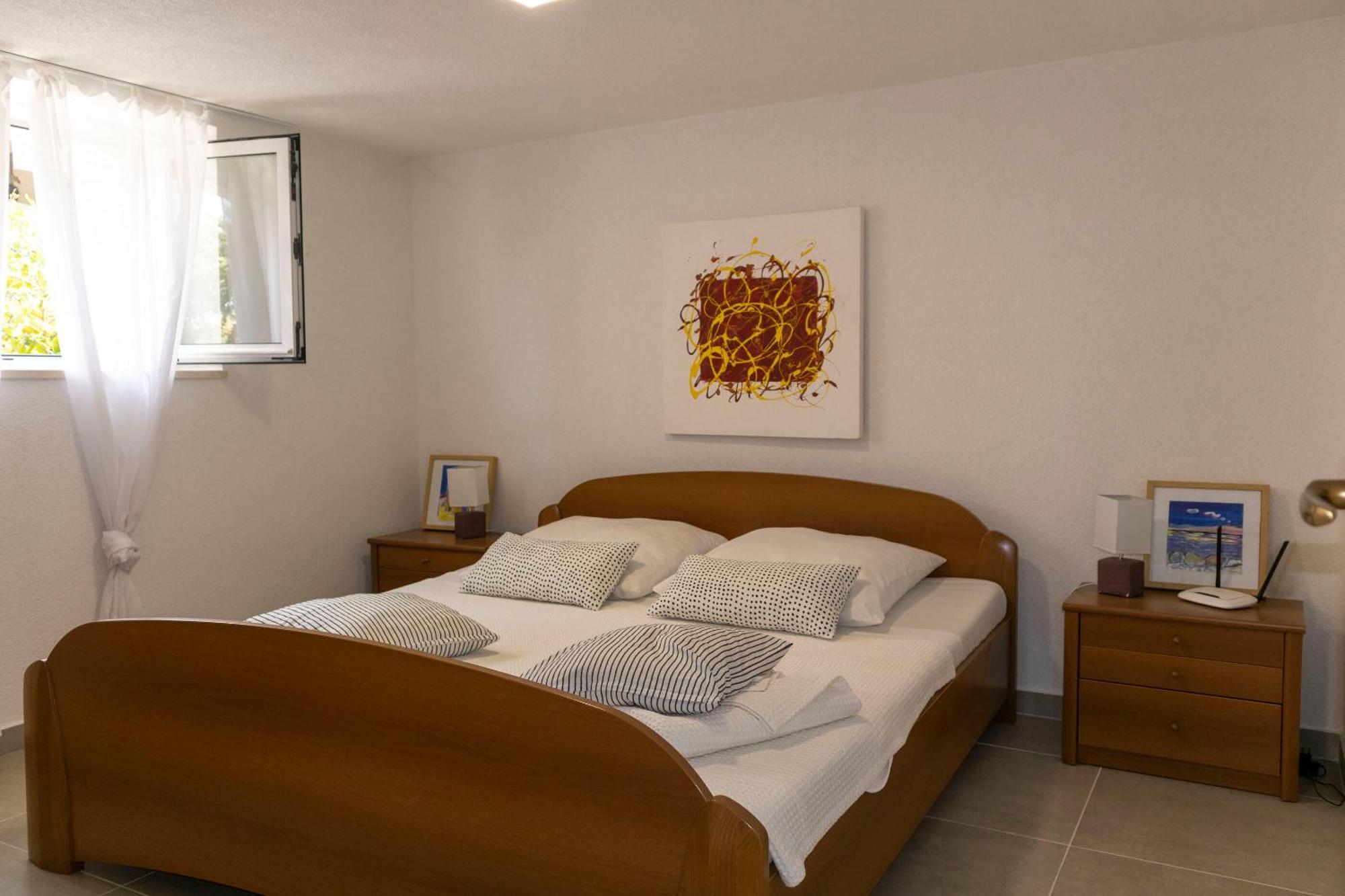 Apartments Ivanka Supetar Bagian luar foto